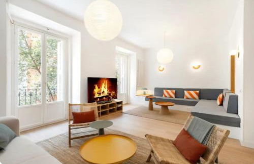 Chueca Fuencarral - 5 Bdrms 5 Baths 12 pax - Photo 2