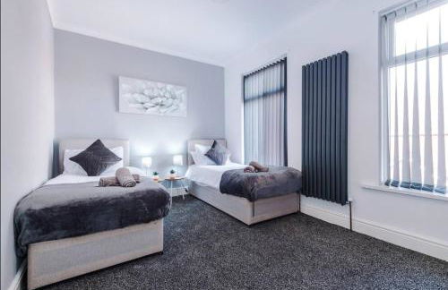 Modern & Cozy 3BR House - Sleeps 8 - Foto 19