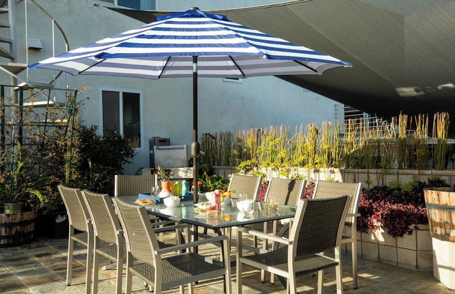 Beachcomber by Avantstay Elegant Modern Estate w/ Pool, Hot Tub & Outdoor Dining! - Foto 12