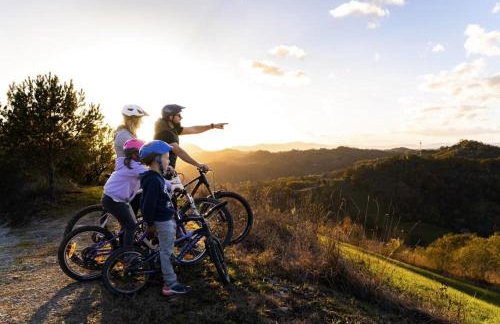 Old house by the stream - Photo 68