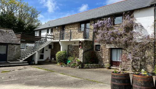 Hop Loft-Barn Conversion, with access to Pool & Hot Tub-at Fox Valley Cottages - Foto 5