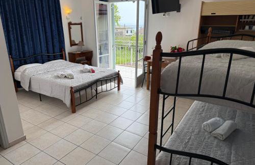 Des Roses Hotel - Photo 44