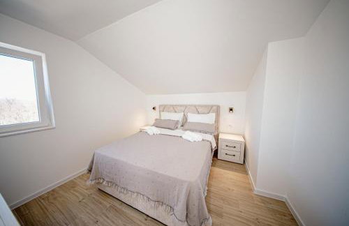 Holiday house Greenside - with a pool - Foto 49