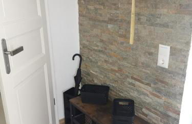 Pauls Hexenhaus Wohnung Hexe mit Fahrrad Garage und Innenhof für Motorräder - Foto 8