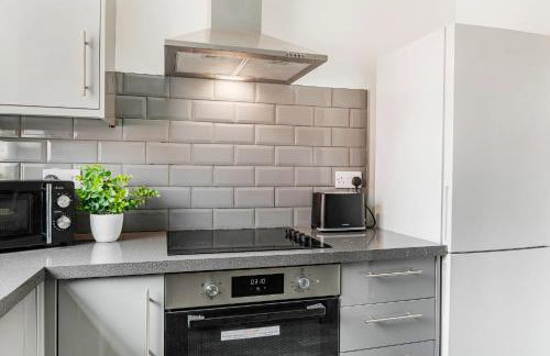 Modern Gem in the heart of Nottingham City Centre - Photo 6