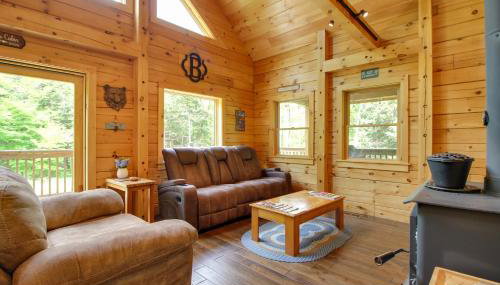 Londonderry Chalet w/ Deck, Fire Pit & Views! - Foto 4