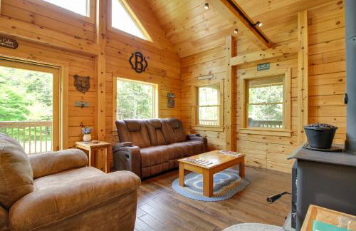 Londonderry Chalet w/ Deck, Fire Pit & Views! - Foto 4