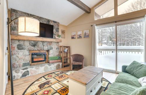 Private Hot Tub and Deck Gaylord Family Home! - Foto 21