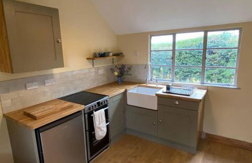 Cabin Sleeps 4 with Garden & Free Parking - Foto 3