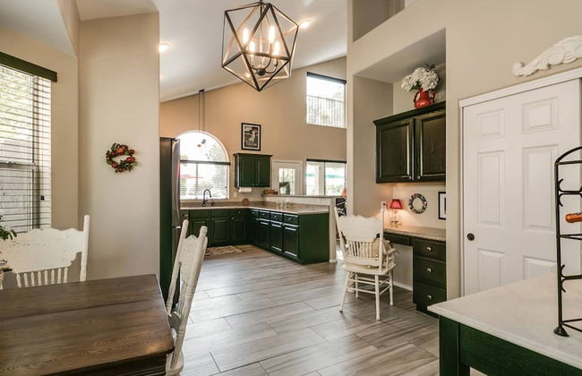 Spectacular Golf Course Home With Pool and Views! - Photo 49