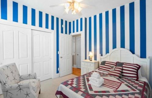 After Dune Delight - Relax and unwind in this fun and spacious 3 story home, Light, Bright, and close to everything! townhouse - Photo 18