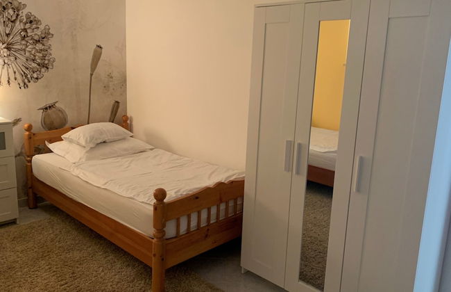 Apartment King - Photo 2