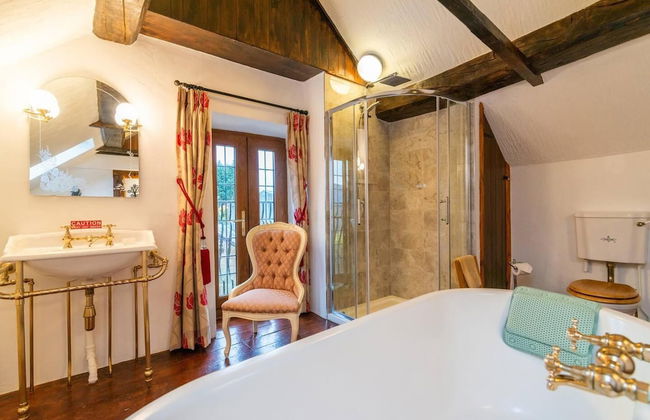 Beautiful Luxury Cottage on Lake Side, England - Foto 17