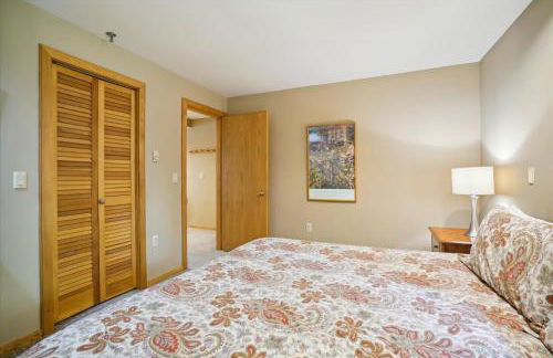Amazing view, location, ski back trails, sports center, pool Highridge B4 Highridge - Foto 12