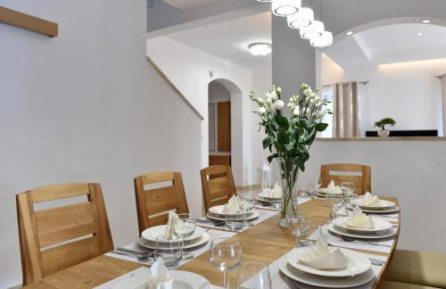 Villa Muskatel KRK -with heated covered pool - Photo 66