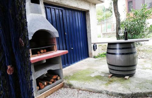 Sea apartment by beach Vine, olive oil tasting, kajaks, grill - Photo 37