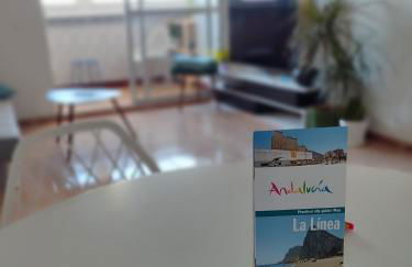 Sea View Apartment - 5 Min Walk to Gibraltar - Foto 19