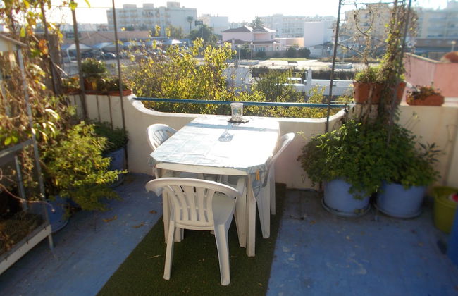 Room in Guest Room - Private Room on a Terrace With Garden - Photo 14