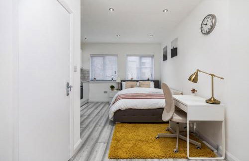 Deluxe studio Apartments - City Airport & Excel Ideal for Long stay - Foto 32