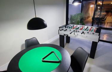 Studio em frente Parque Farroupilha com garagem - Foto 9