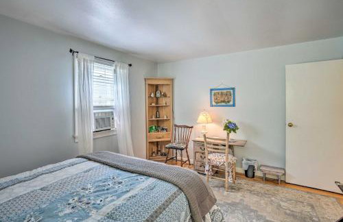 Stockbridge Home Walk to Town Beach! - Foto 14