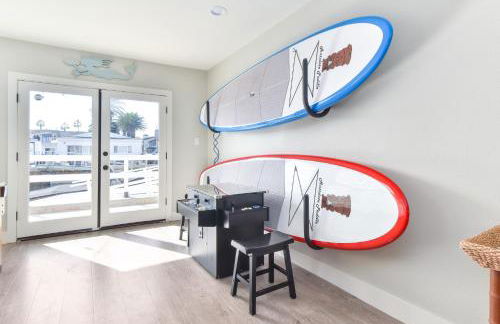 Sunset Island 3 Level Home on the Water sleeps 10 - Photo 12