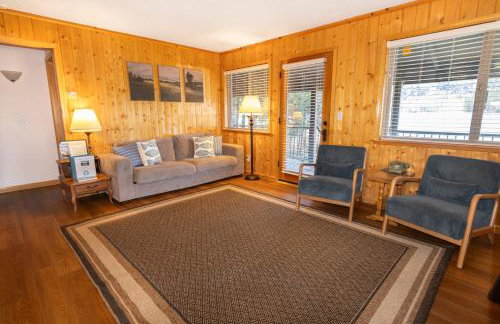 Lewis Cabin - Boat Dock - Lake Front - Sleeps 12 - Photo 9