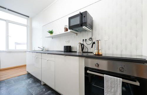 Cacilhas Amazing view of Lisbon close to beach Caparica - Foto 41