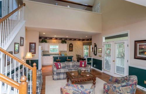 Lloyd's Lodge at Davis Love Dr - Photo 1