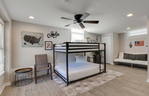 Fire Pit-Great Neighborhood-15 Min to Broadway - Foto 8