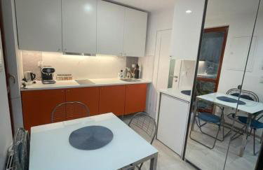 DOMKI w LESIE NAD RZEKĄ - Foto 23