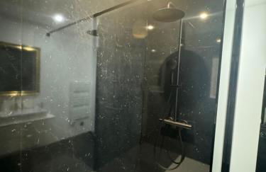 Love room spa et bien etre avec jacuzzi et sauna - Foto 27