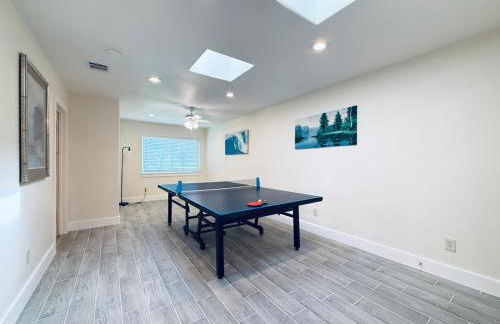 Waterfront Vacation Retreat with Gazebo Fishing - Foto 8