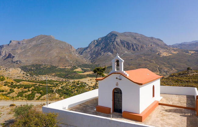 Villa Dimitris Large Private Pool Walk to Beach Sea Views A C Wifi Car Not Required Eco-frien - 1923 - Foto 60