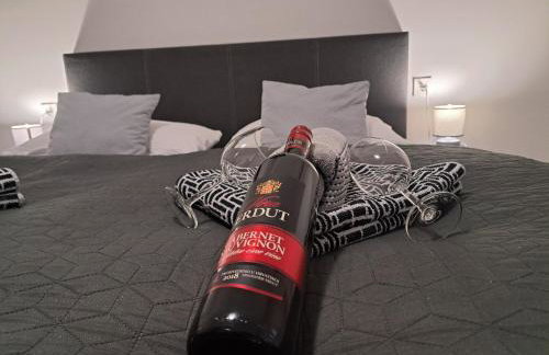 Apartments Orlić - Self check-in with code, WI-FI, Netflix, smart TV, garden, terrace - Photo 7