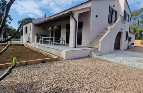 L'abri Côtier on St Cyprien beach - Photo 3