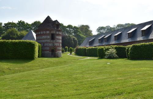 Spacious Cottage With Private Garden in Normandy - Foto 52