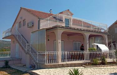 Vila Zagora - Foto 1