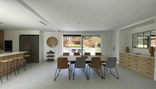 Naramia Sagaro Villa - with Pool-garden-10 Pax - Foto 2