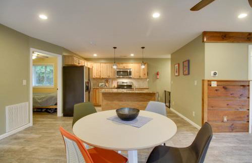 Cozy Goode Cabin with Deck about 17 Mi to Lynchburg - Foto 7