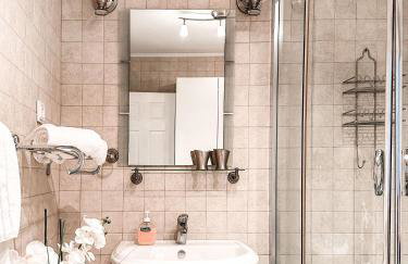 Sunny Villa, With Pool, BBQ, View, Parking - Foto 30