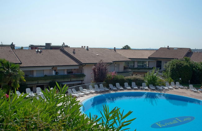 Kristall Lago Residence - Photo 1