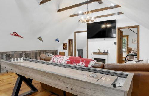 Rustic Lakehouse - Firepit & Funhouse - Foto 20