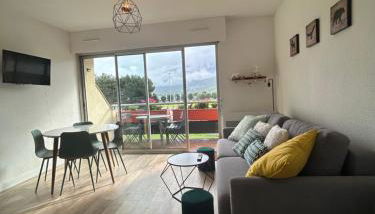 Appartement centre-ville Saint-Lary vue montagne - Foto 2