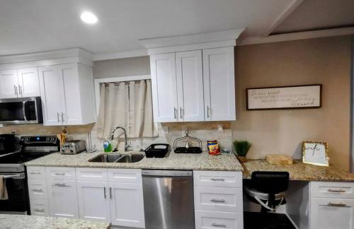 3 Bedroom Jewel: Luxury with Crystal Pool - Foto 27