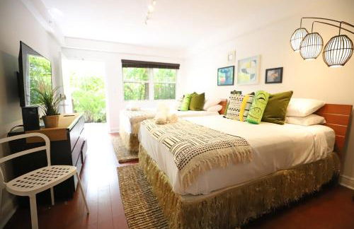 South Beach Steps to Ocean Drive with Free Parking - Foto 6