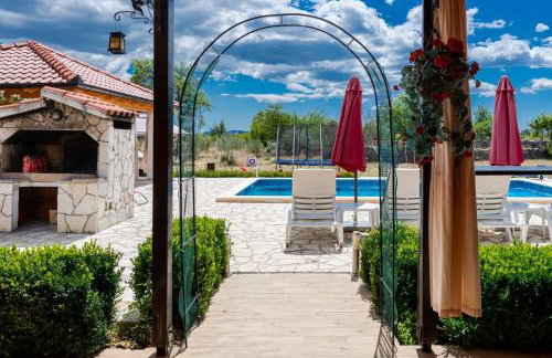 House vacation with pool,three rooms,near Šibenik - Foto 16