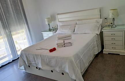 Chalet con piscina y jardín, no fumadores ni fiestas - Foto 13