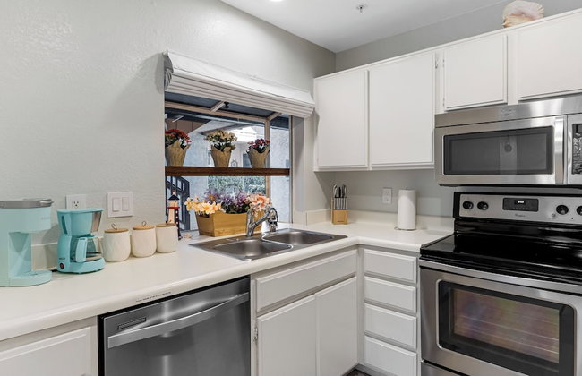 Walk to Beach Pool, Hot Tub, Private Patio, Parking Seabreeze Retreat - Foto 119