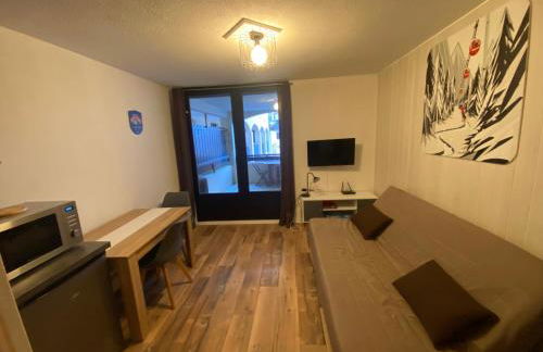 Poutran 2, studio 4 personnes au pied des pistes avec grande terrasse - Foto 10
